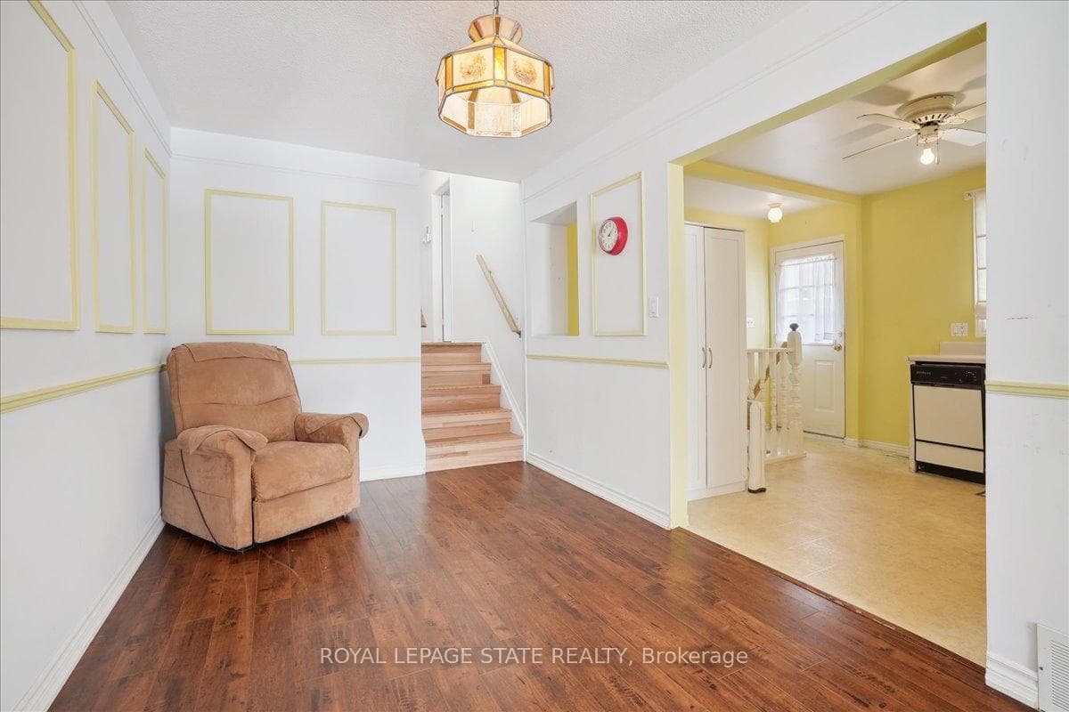 77 Cranbrook Drive photo 17