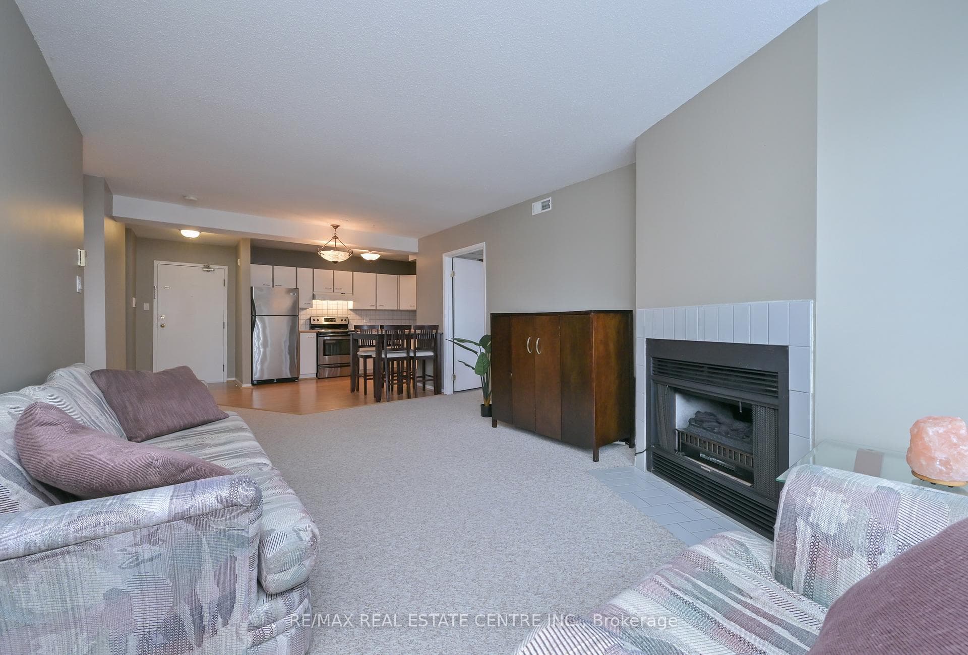 120 Bell Farm Road Unit 409 photo 12