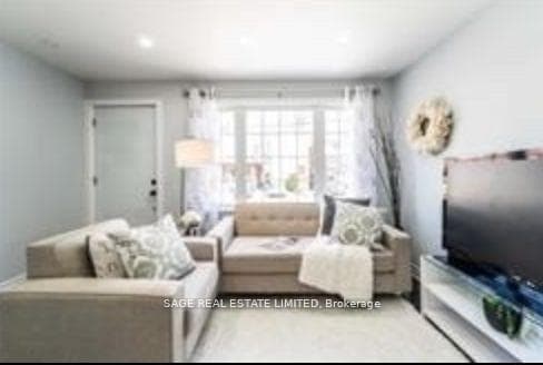 31 Meadow Avenue photo 6