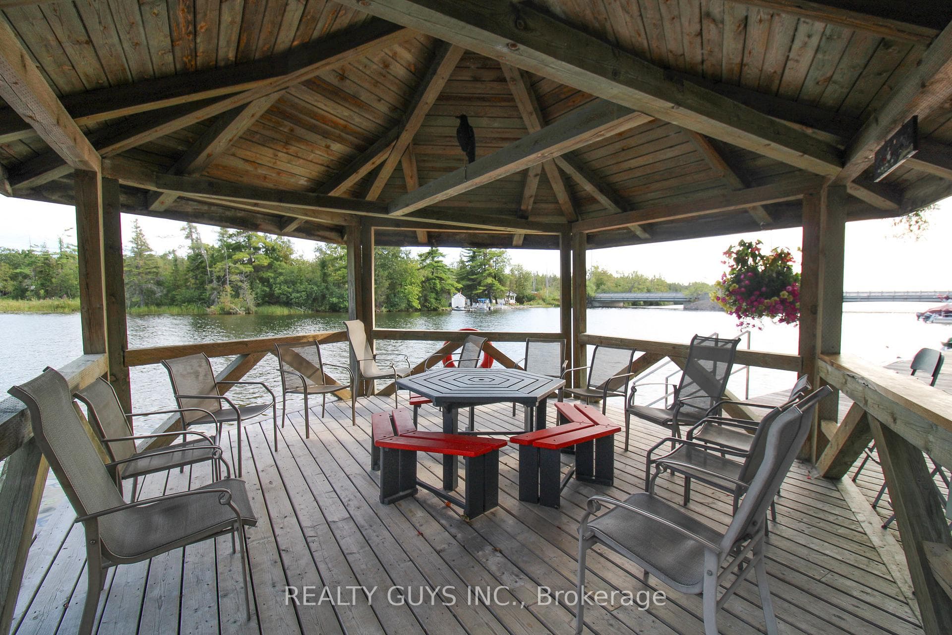 WATERFRONT COMMUNITY