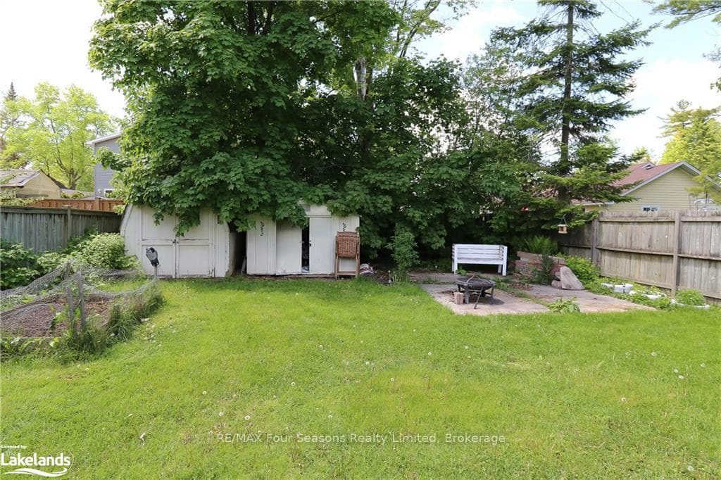 30 64TH Street photo 11
