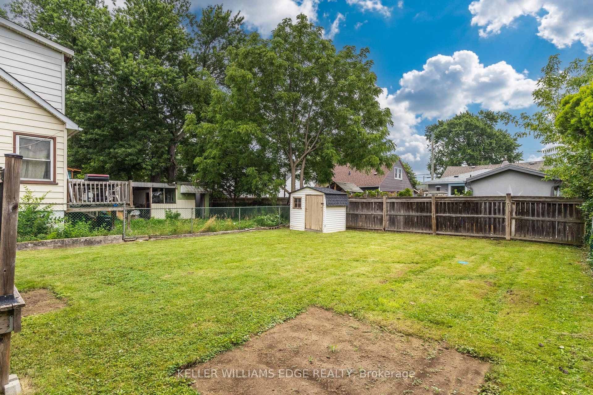 134 Selkirk Avenue photo 44