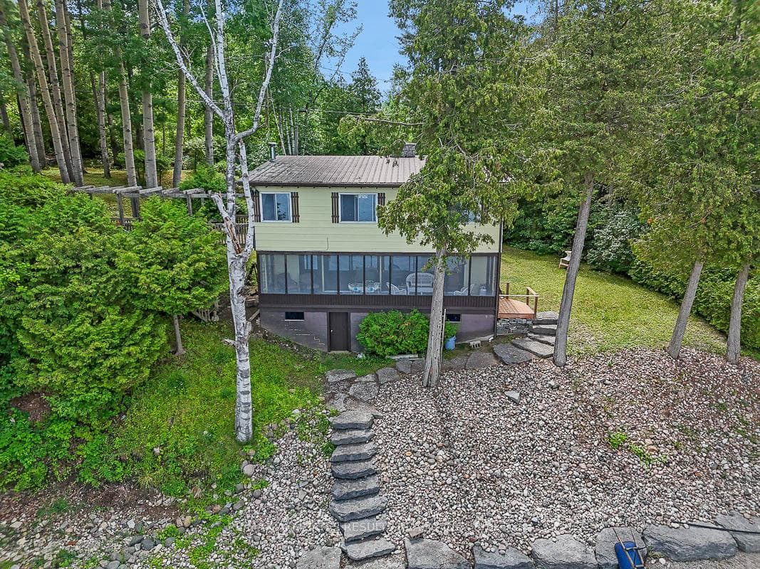 2130 B River Road photo 1