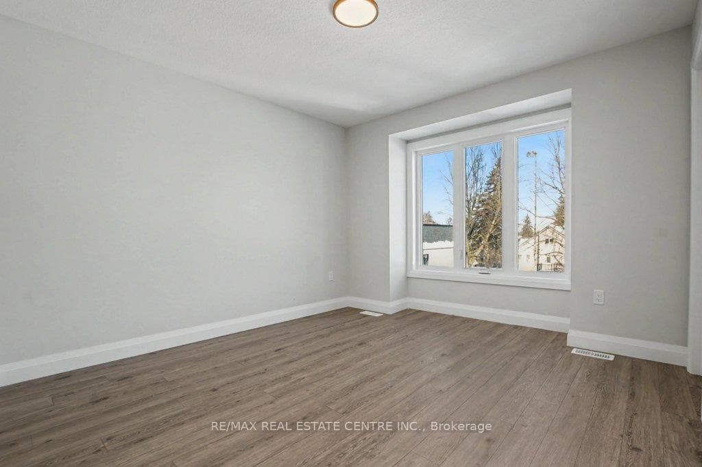 143 ELGIN Street Unit 78 photo 24