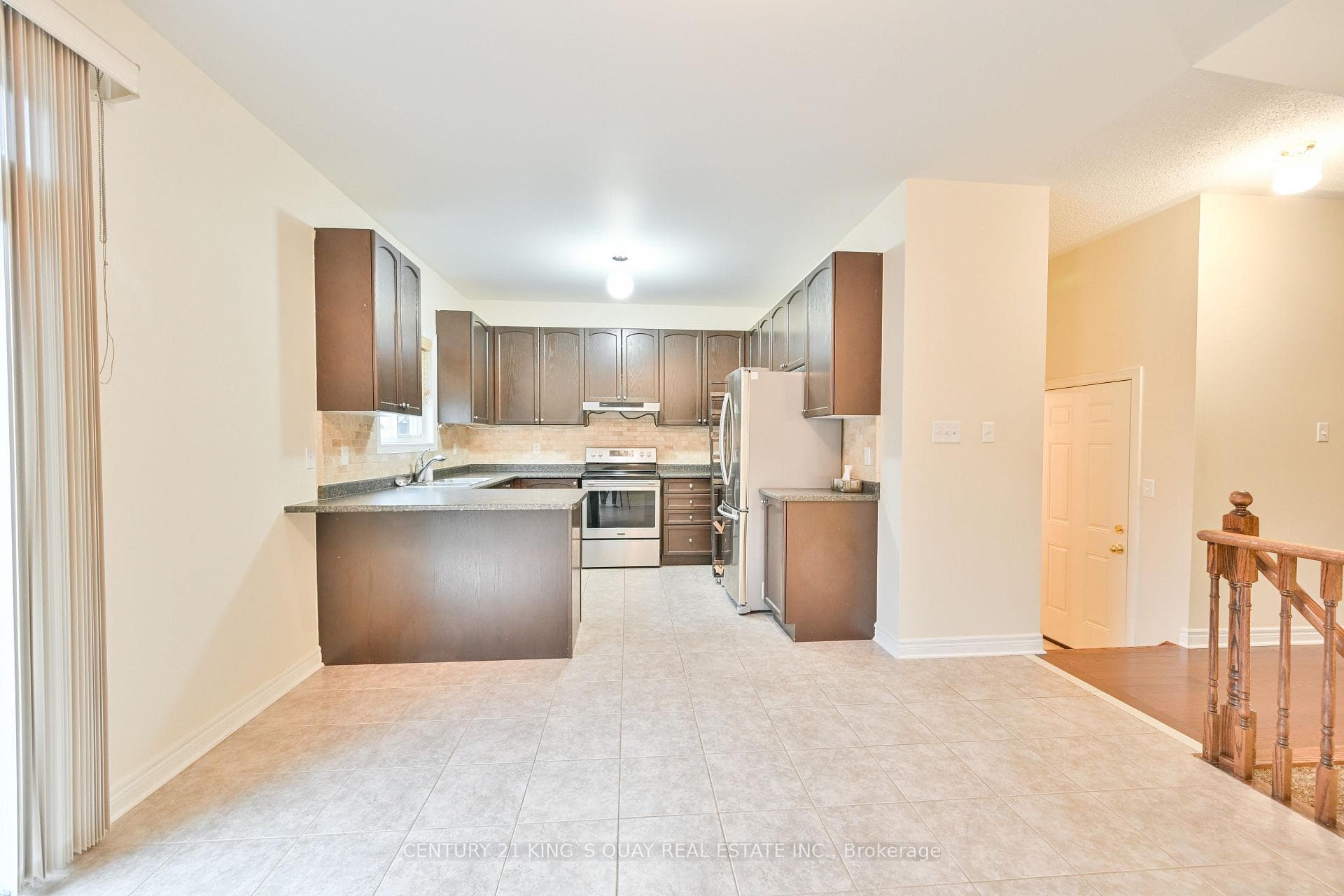 10 Lundigan Drive photo 8