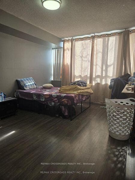 3050 Ellesmere Road Unit 410 photo 7