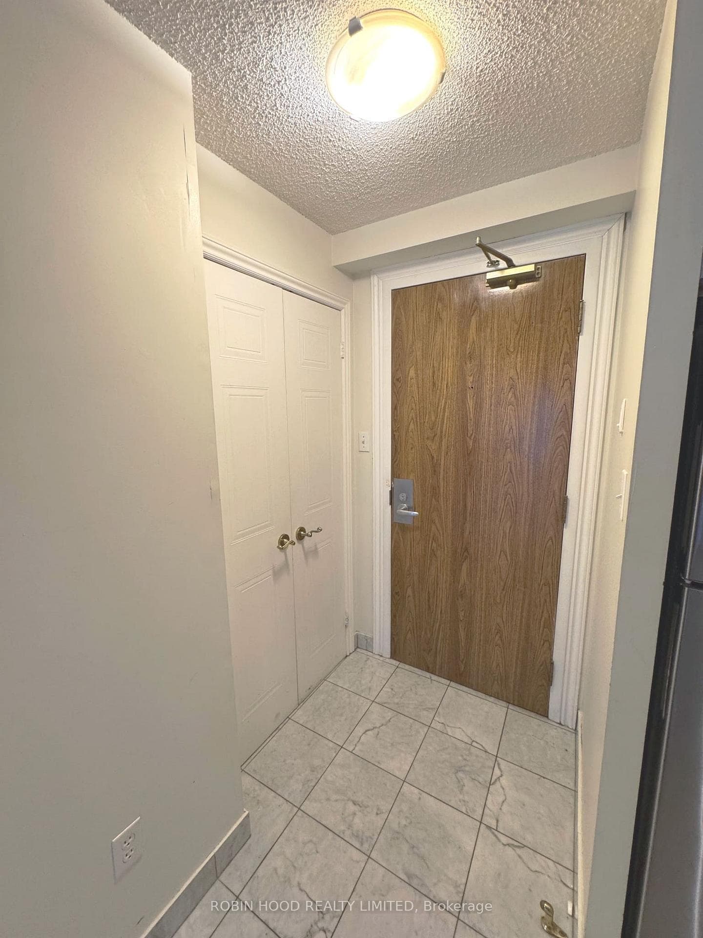 105 Victoria Street Unit 803 photo 13