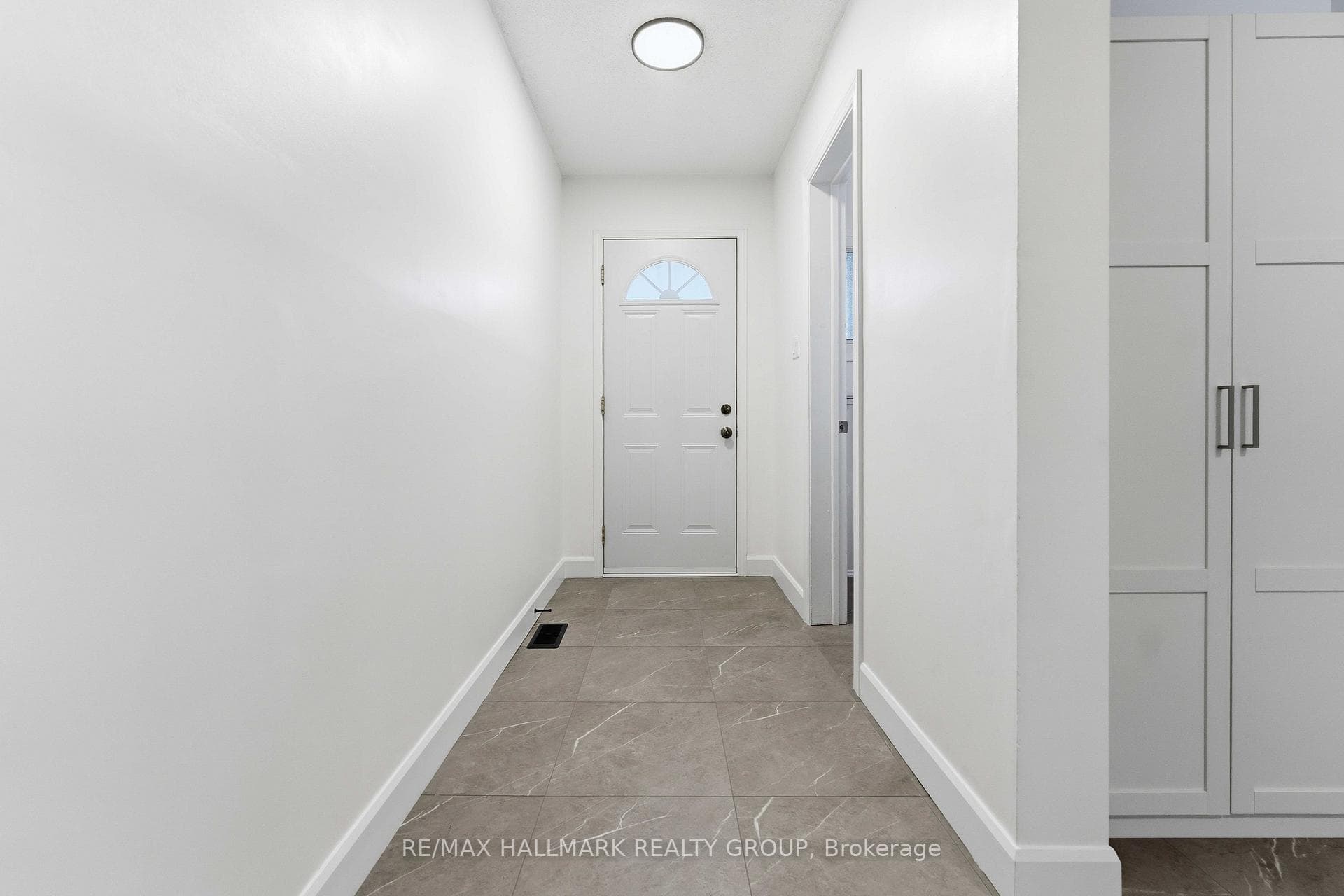 2202 Orient Park Drive Unit 48 photo 3