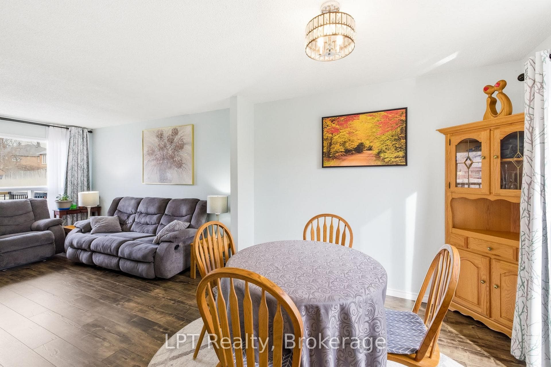 152 Ravenscroft Road photo 12