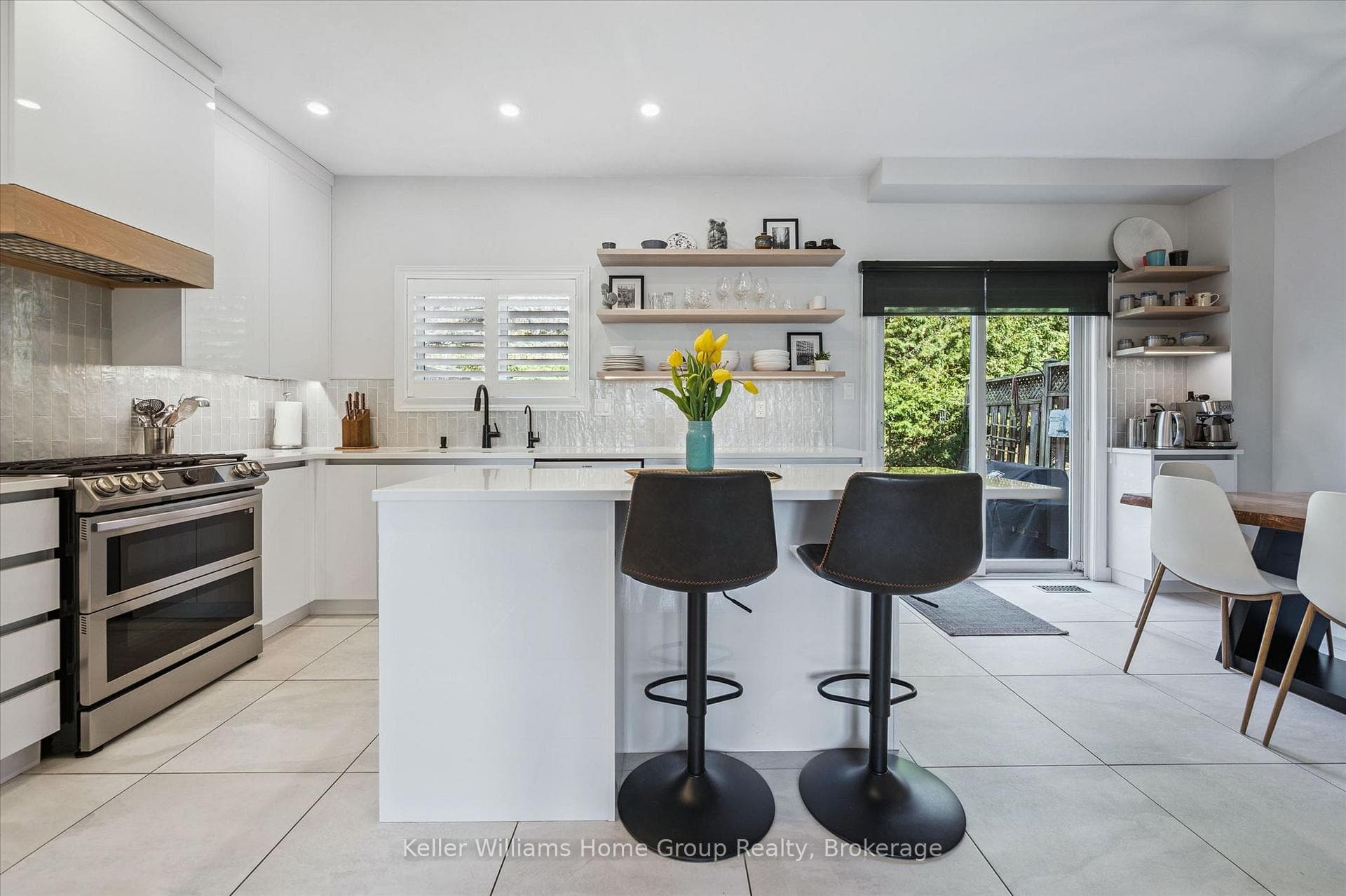 457 St Andrew Street photo 16