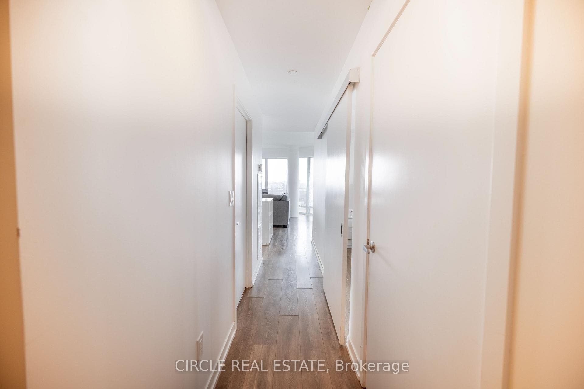 2520 Eglinton Avenue Unit 1206 photo 12