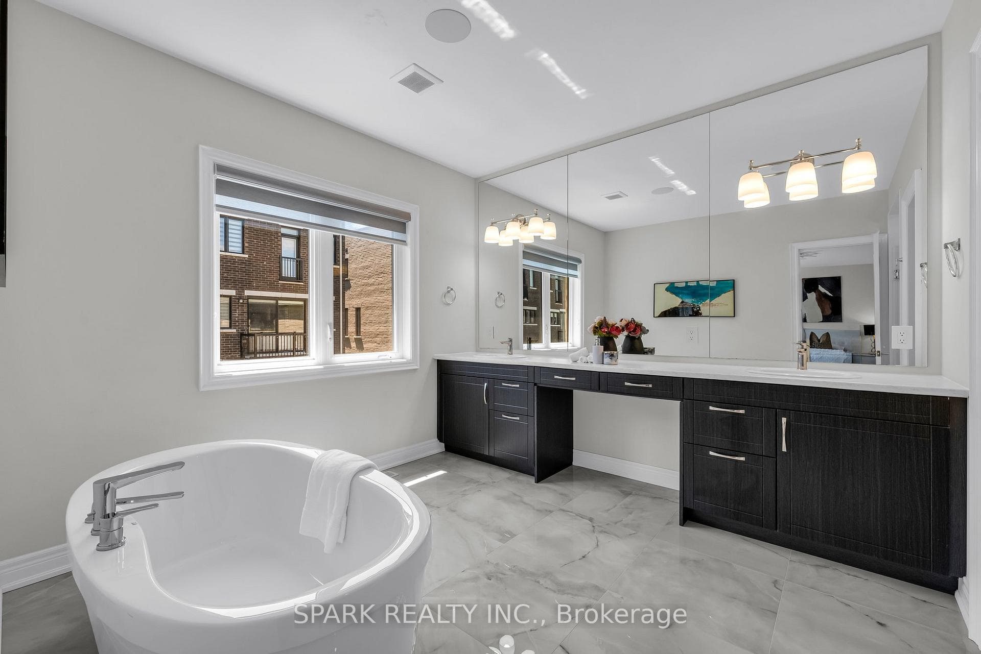 Primary Ensuite