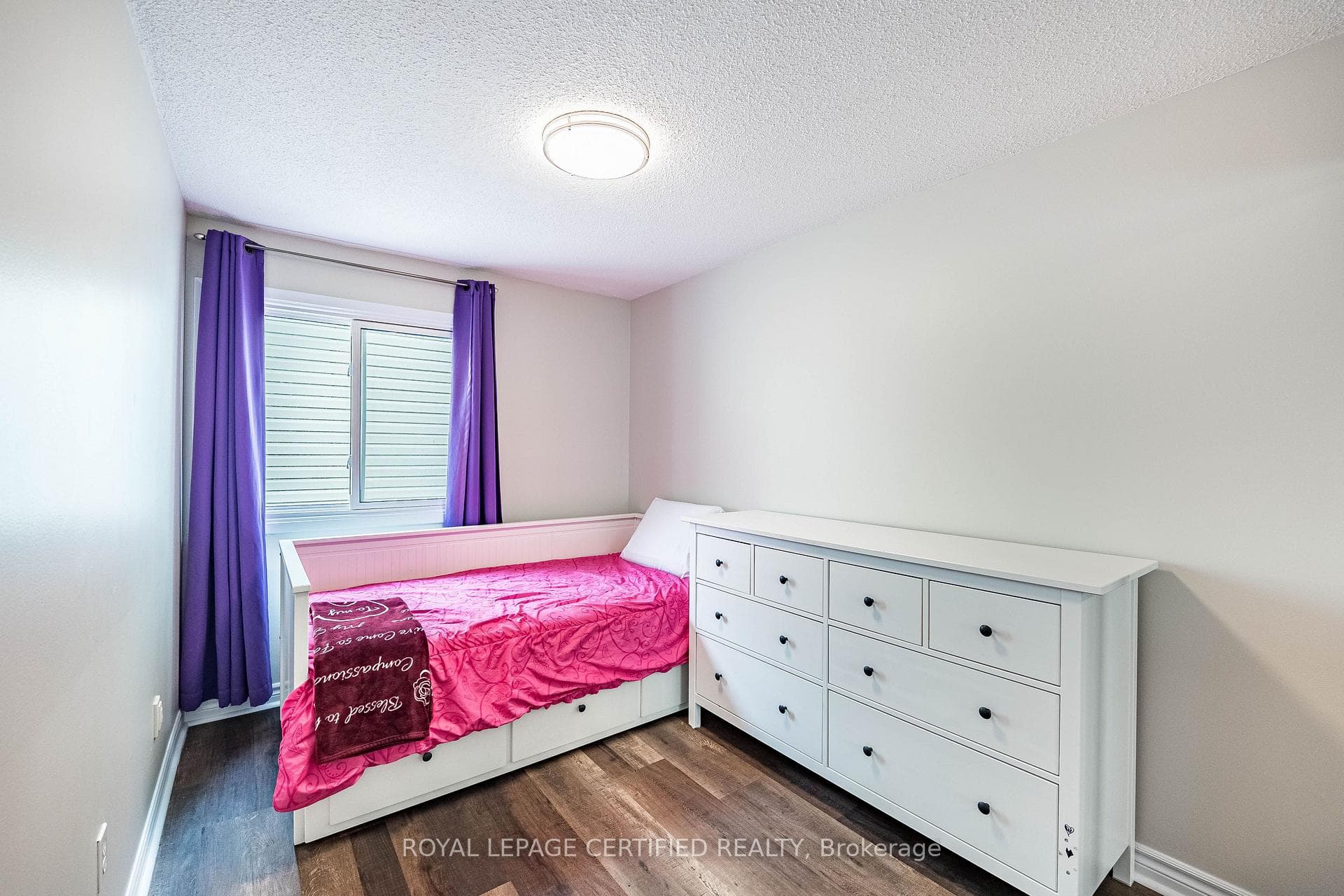 17 Holmcrest Court photo 17