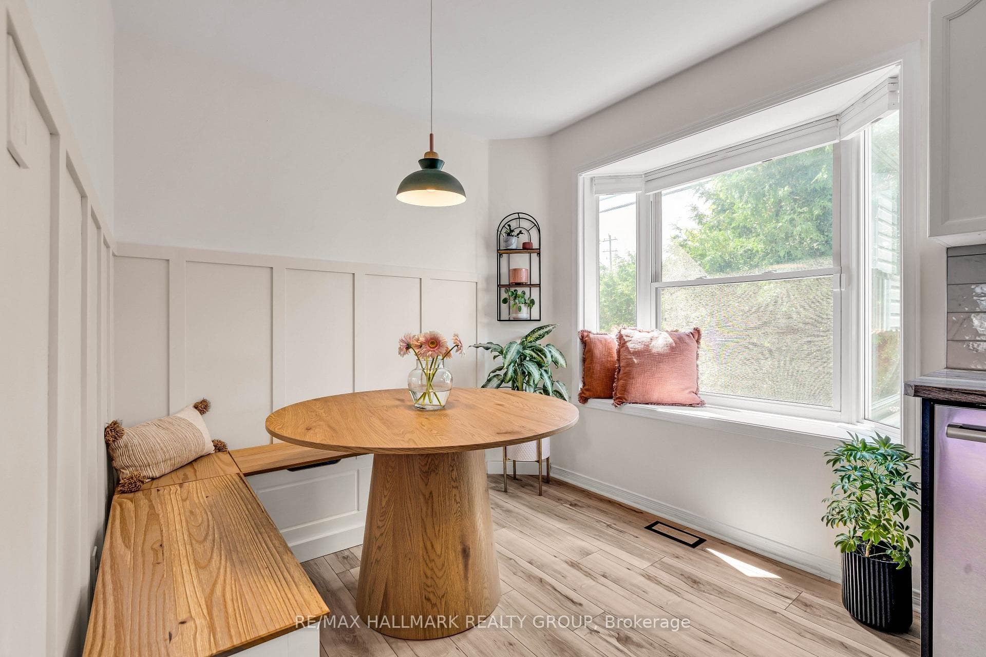 10 HINTONBURG Place Unit 11 photo 12