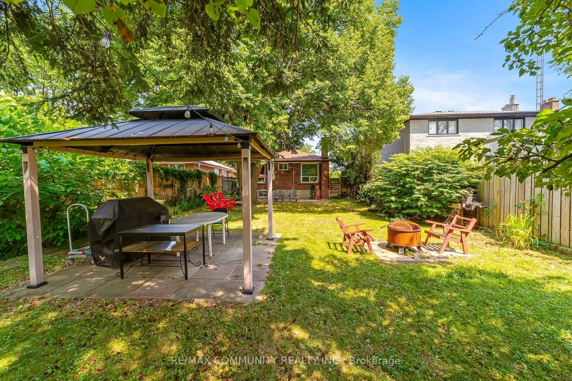 764 Brimley Road photo 42