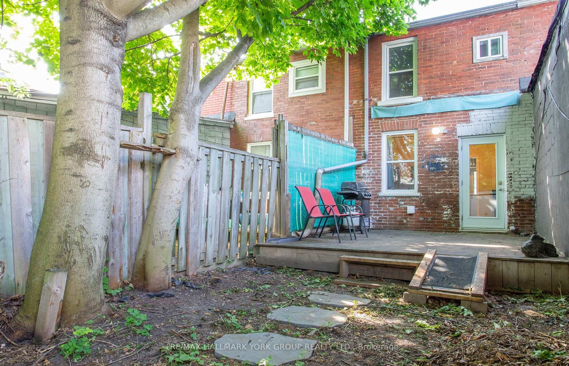112.5 Olive Avenue photo 26