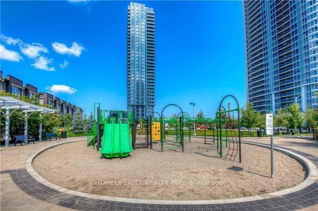 255 Village Green Square Unit 1507 photo 13