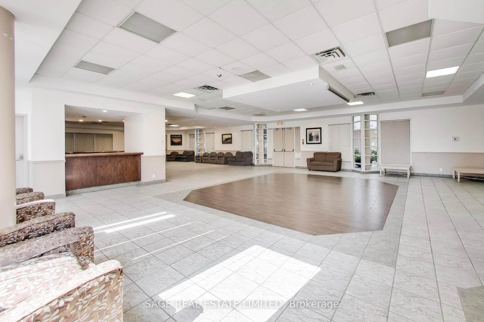 5 Concorde Place Unit 1201 photo 33