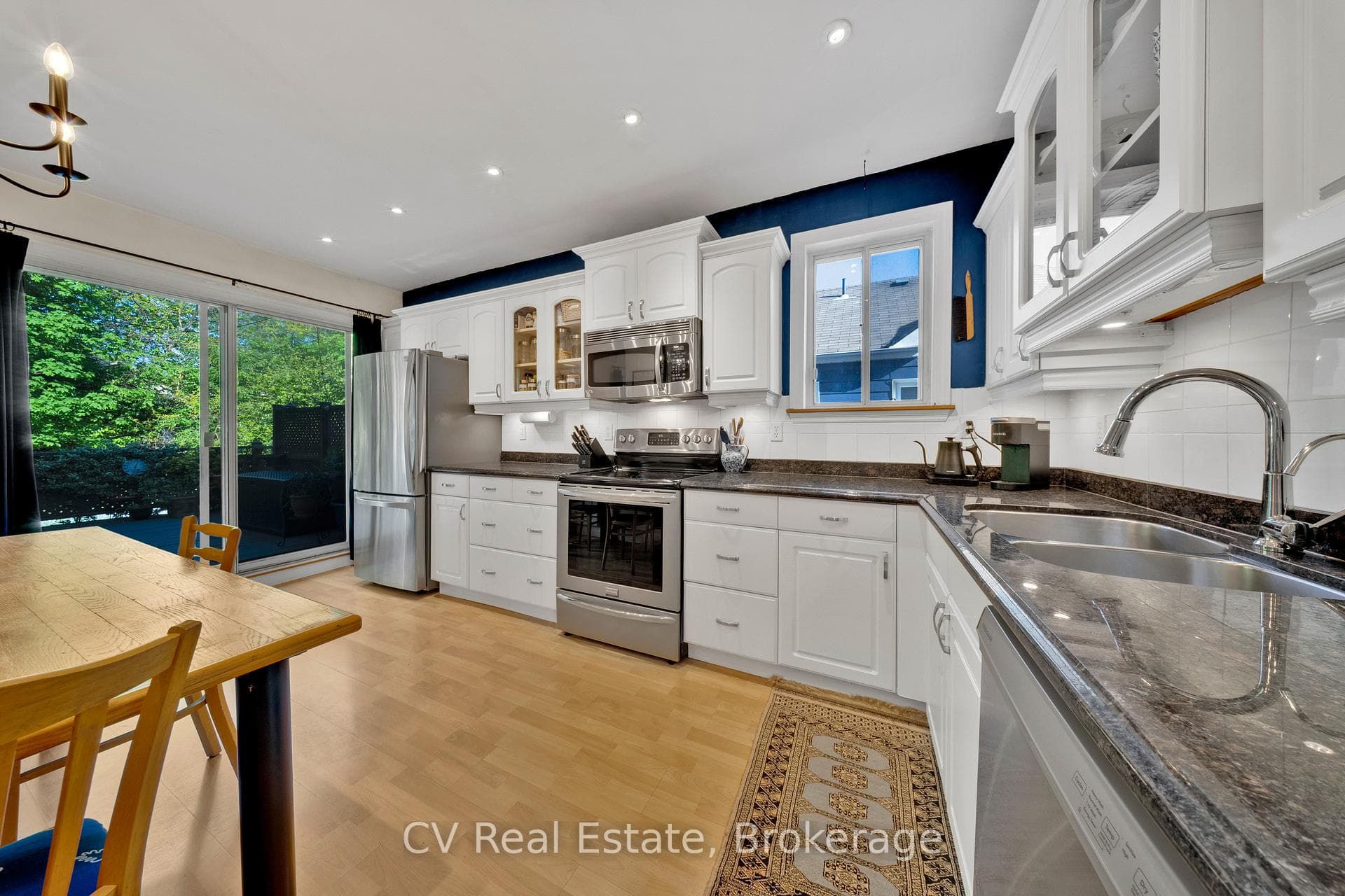 56 Harewood Avenue photo 8
