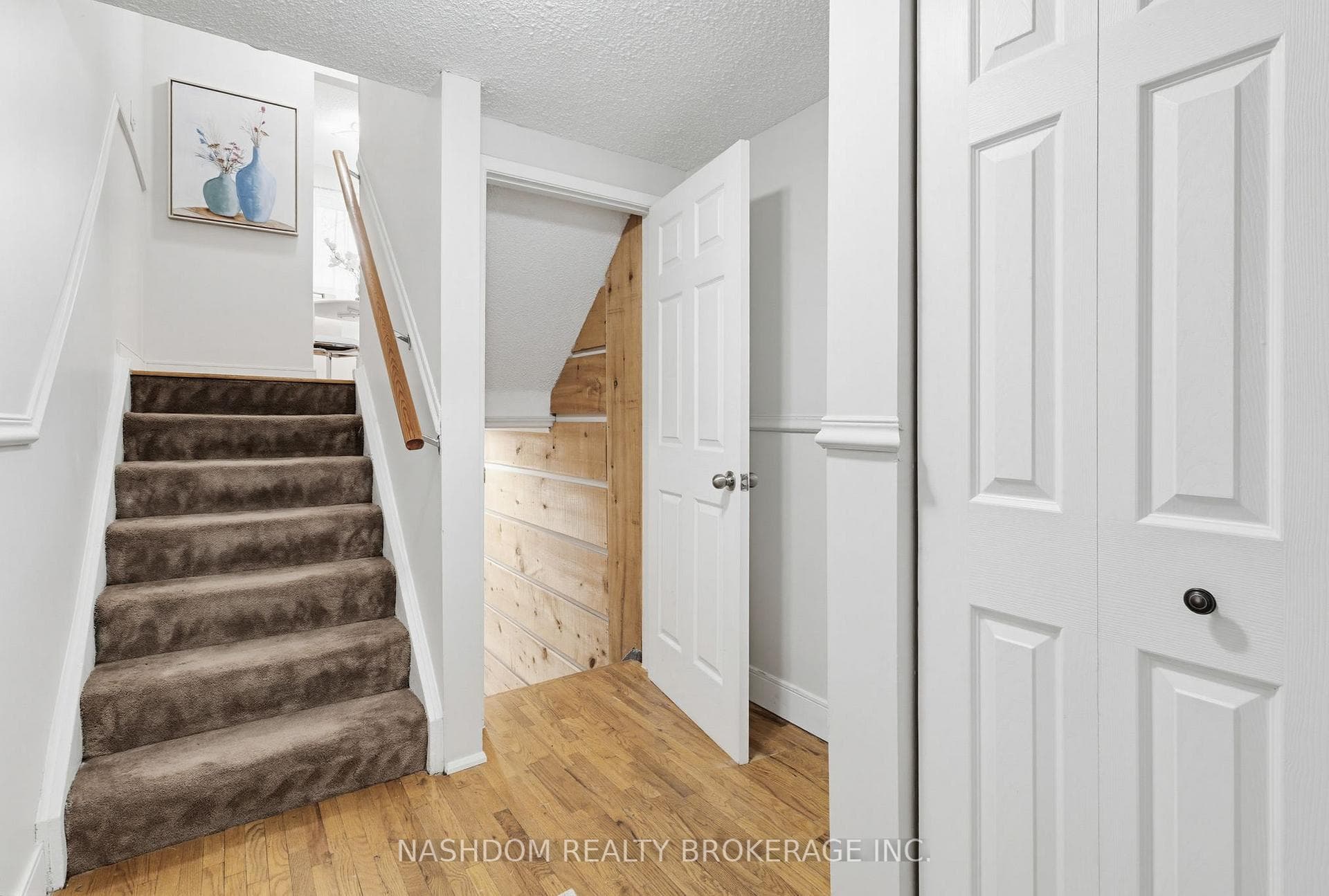 444 Stone Church Road Unit L4 photo 7