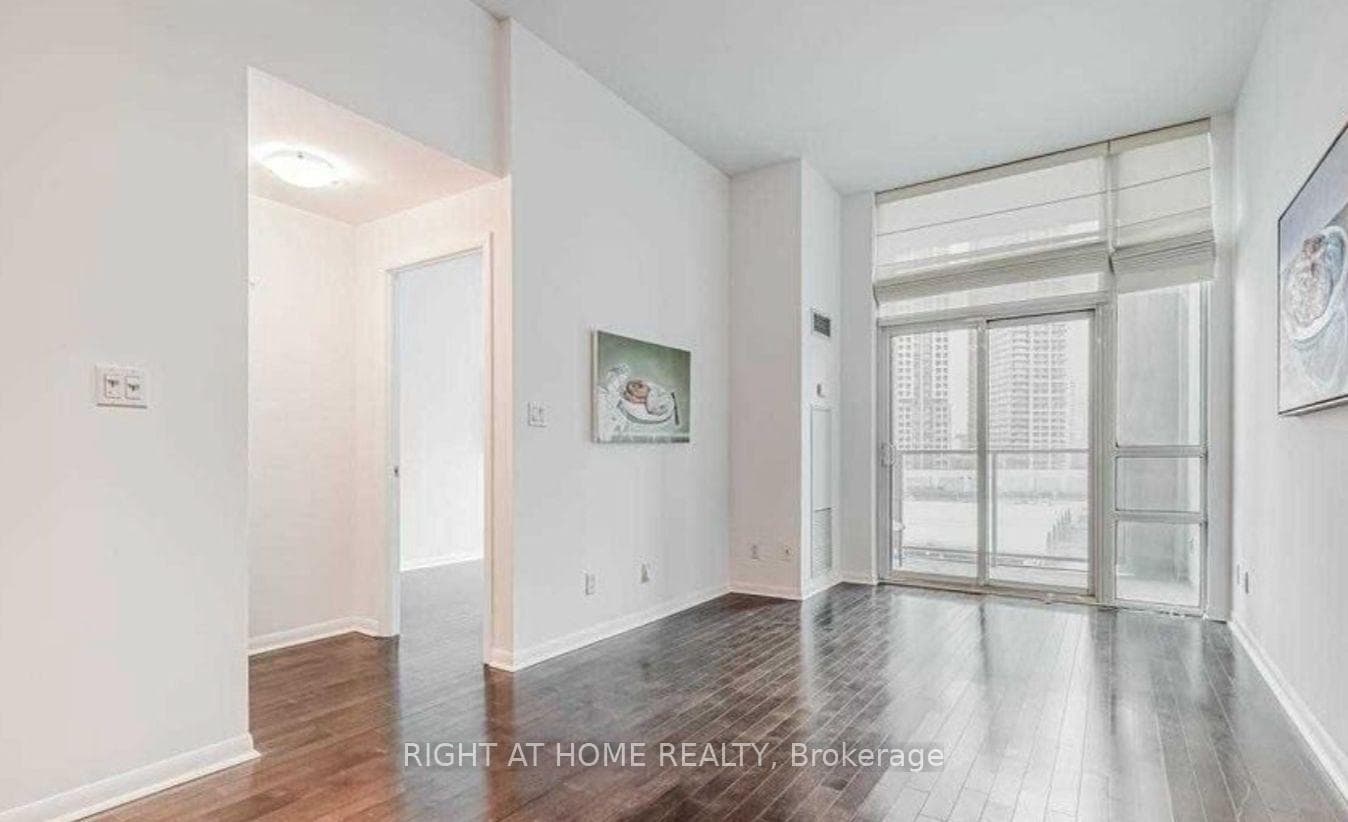 3391 Bloor Street Unit 515 photo 16