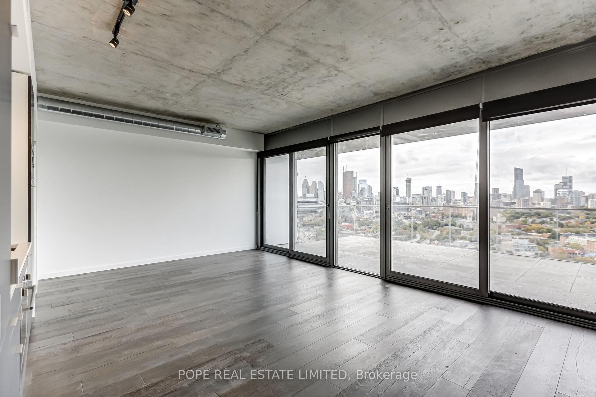 170 Bayview Avenue Unit 2202 photo 9