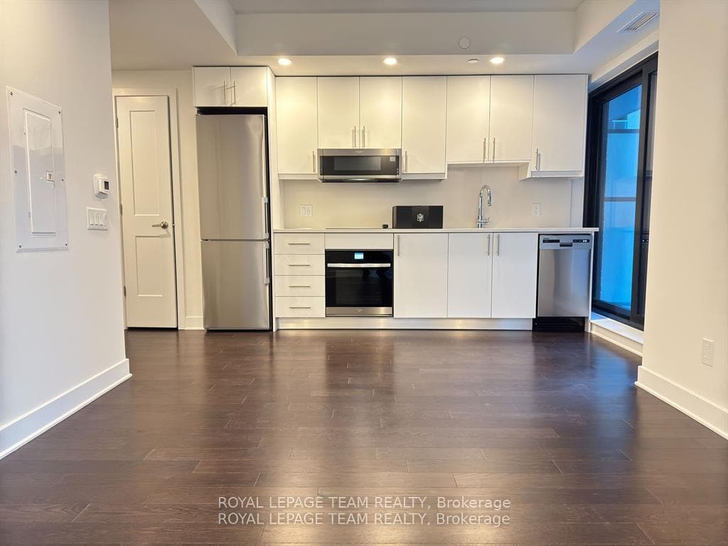 180 George Street Unit 711 photo 7