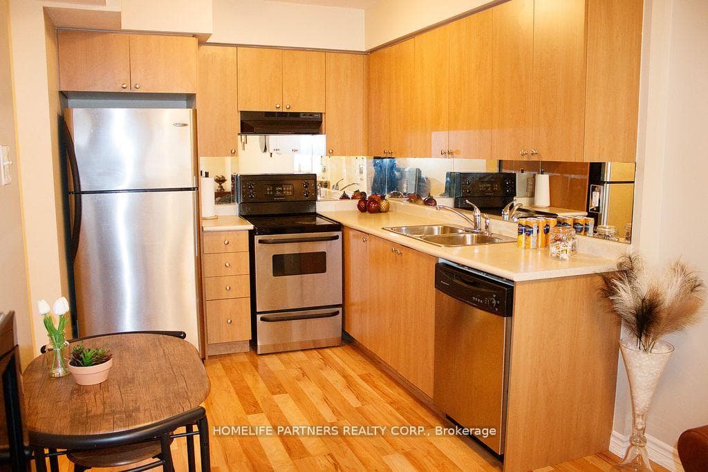 2275 Bur Oak Avenue Unit 61 photo 9