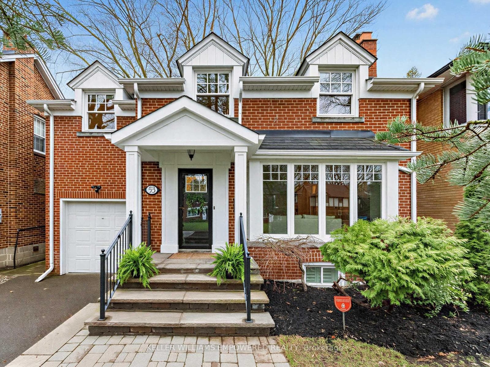 53 Edgemore Drive photo 2