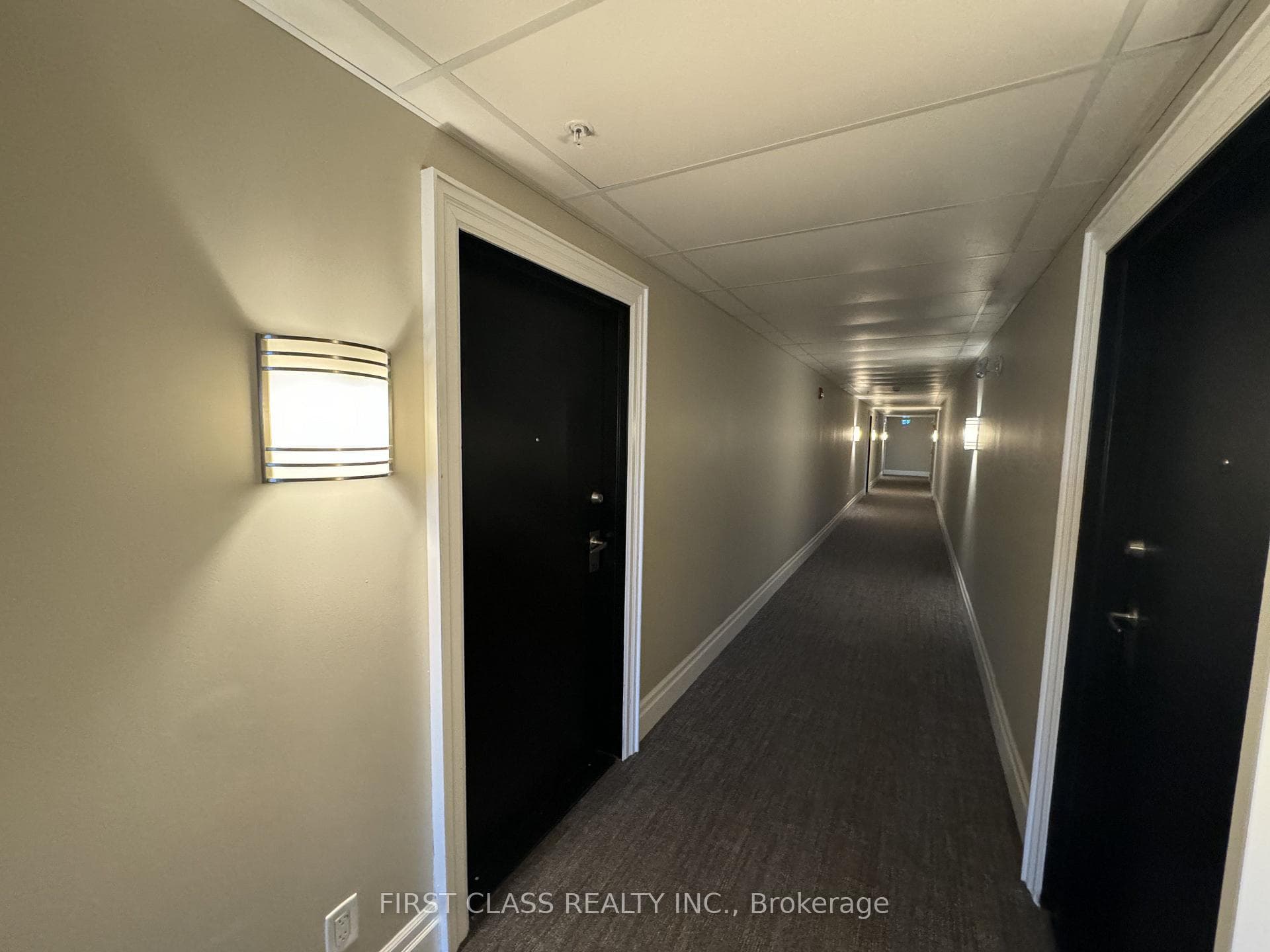 21 Brookhouse Drive photo 3