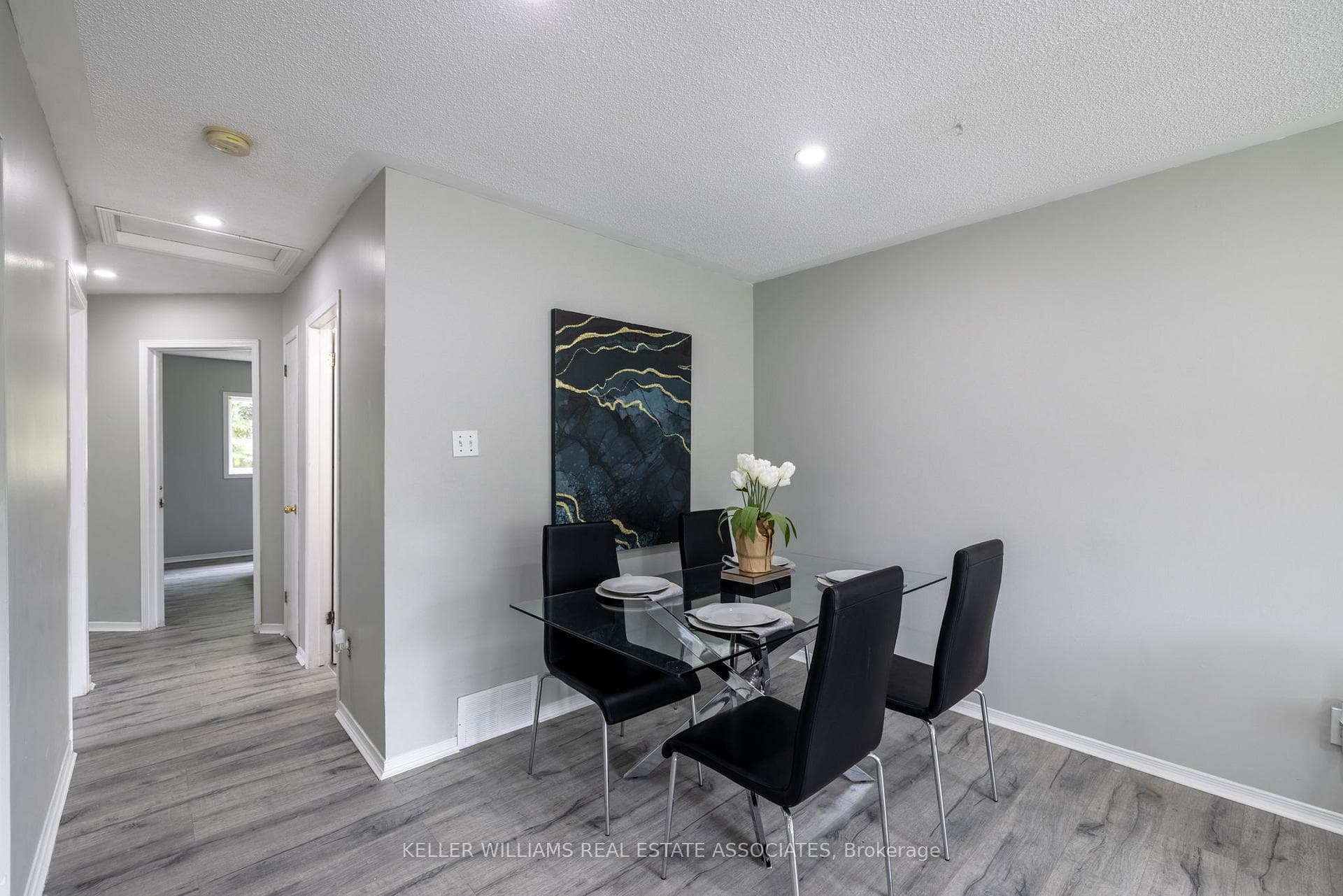 358 Fleming Drive photo 7