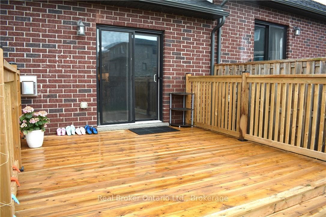 1 Chamberlain Avenue Unit 9 photo 21