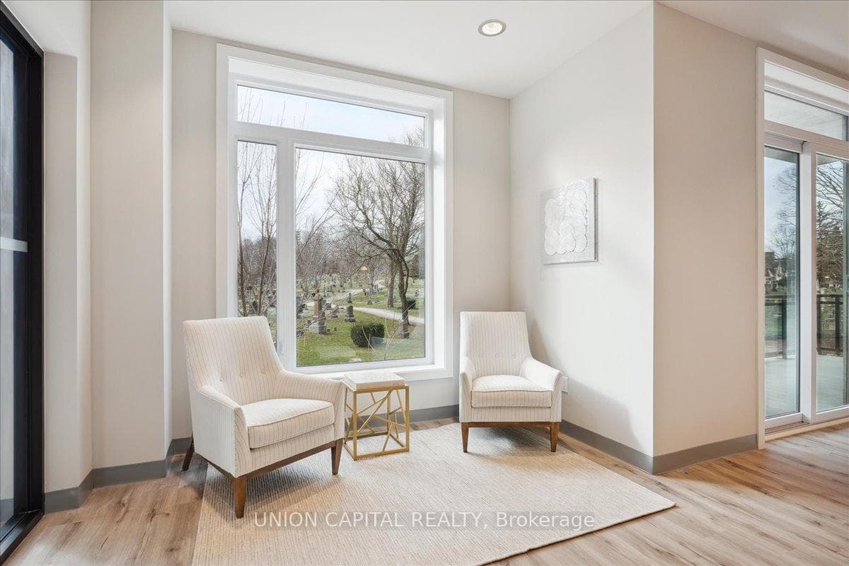 107 Roger Street Unit 207 photo 29