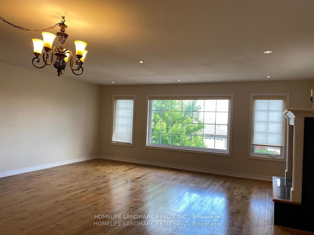 89 Milroy Drive photo 8