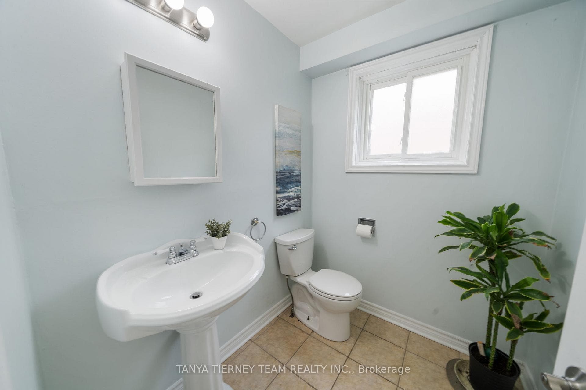 728 Bermuda Avenue photo 19