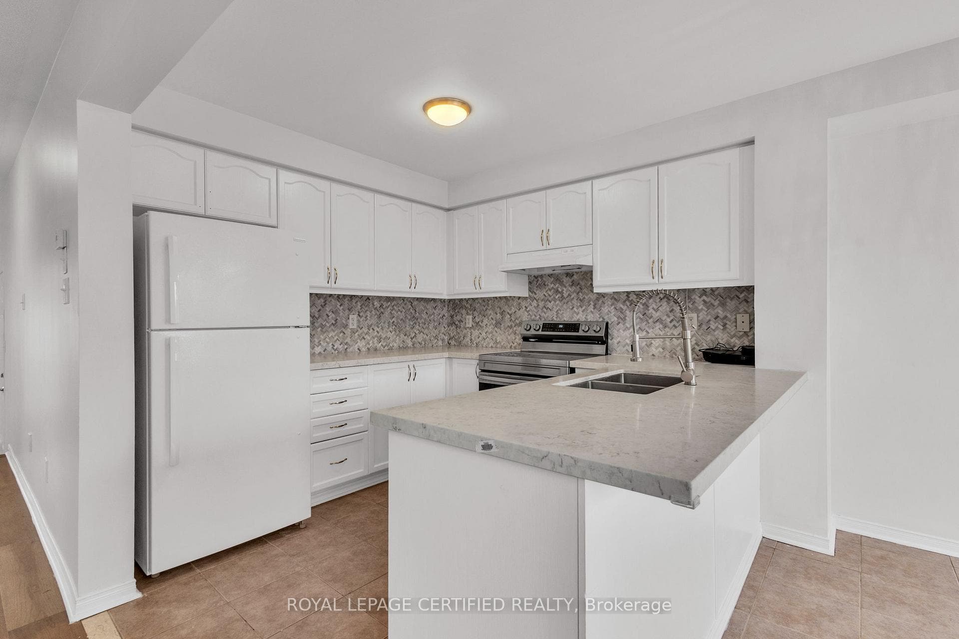 114 Botavia Downs Drive photo 8