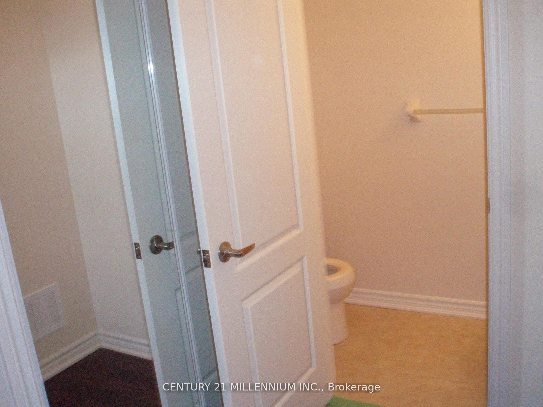 62 Magdalene Crescent photo 17