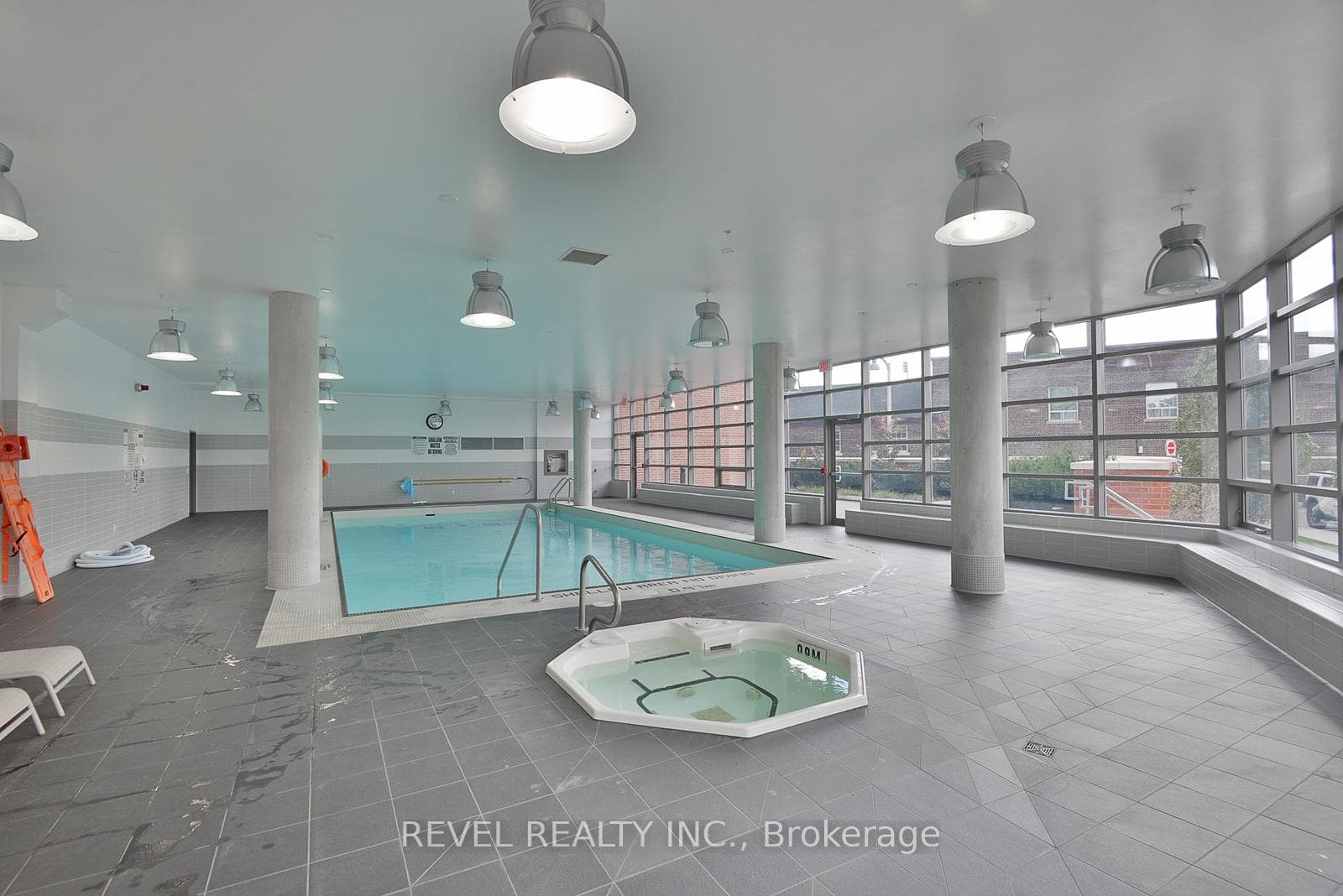 38 Joe Shuster Way Unit 1409 photo 28