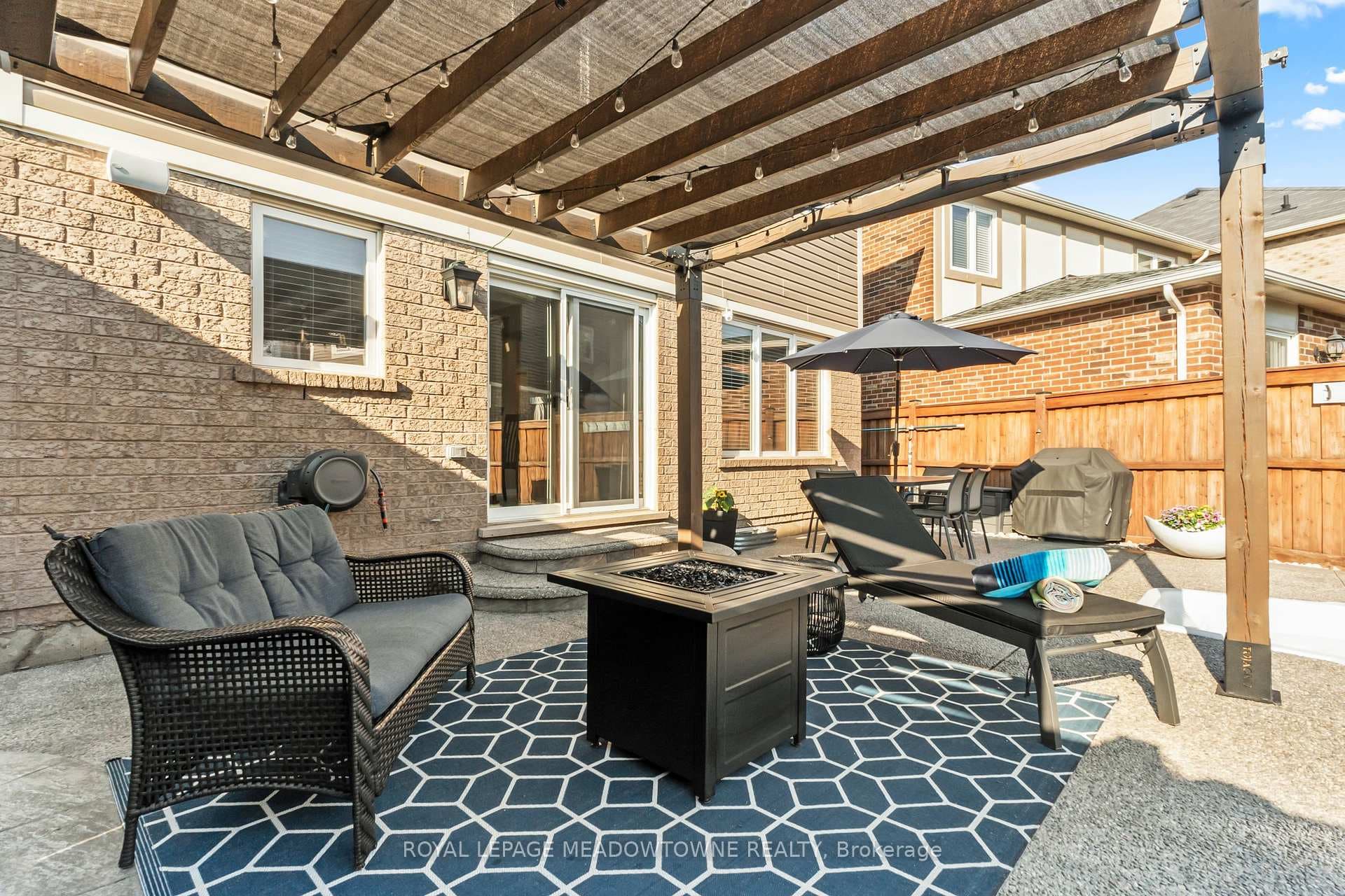 871 Cahoun Terrace photo 39