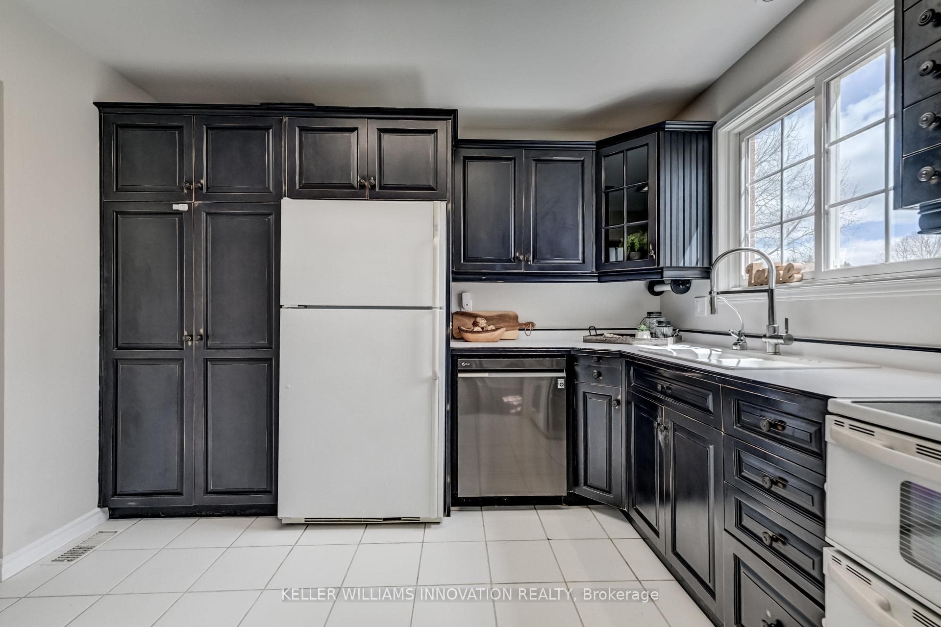 33 Carlyle Place photo 9