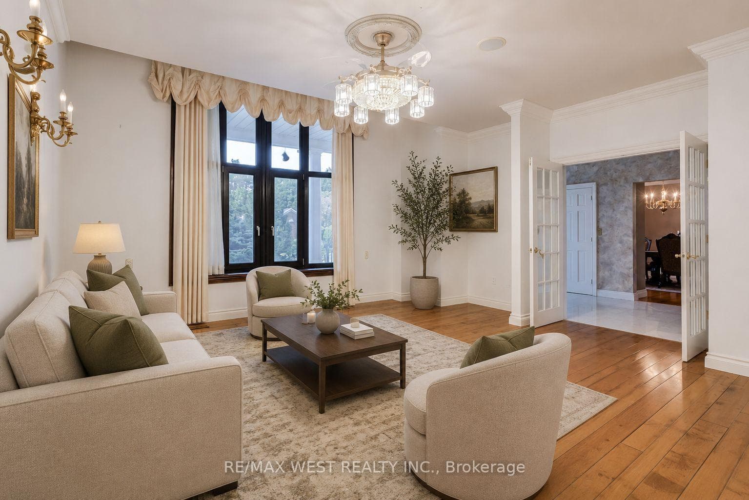 54 Lynndale Road photo 5