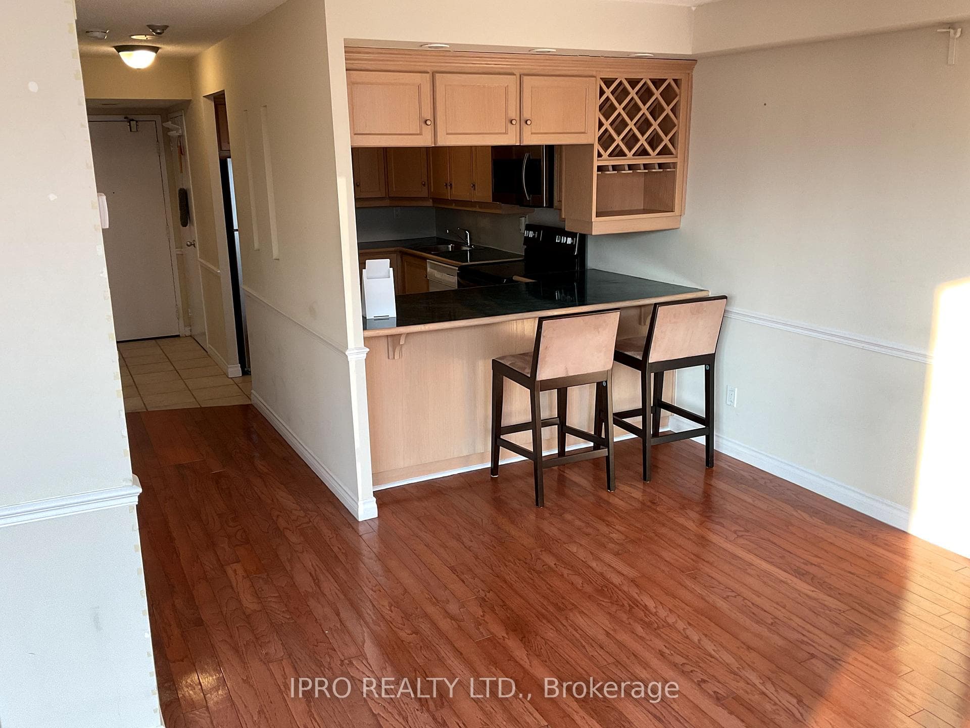 633 Bay Street Unit 2109 photo 7