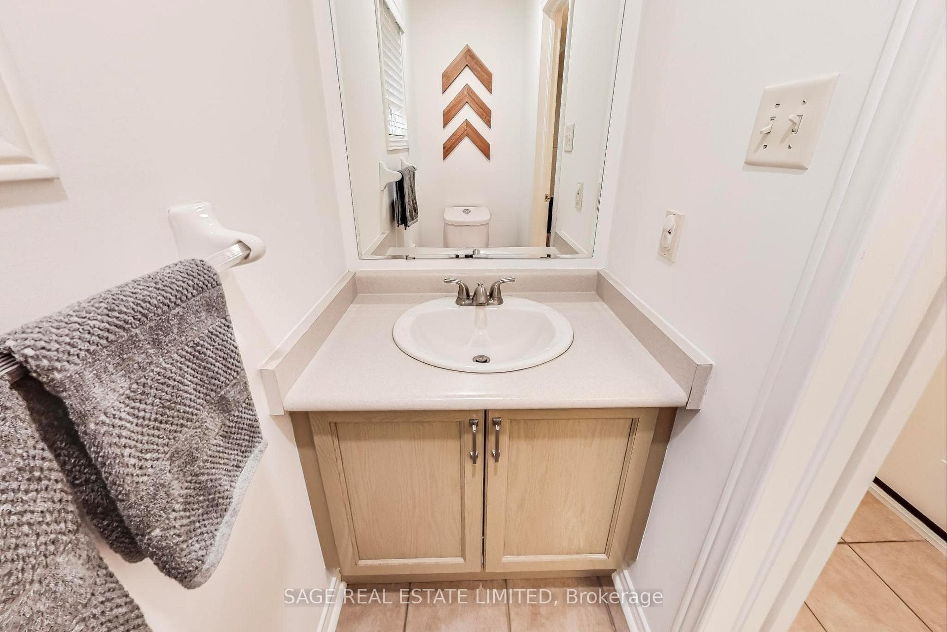 1862 Creek Way photo 13