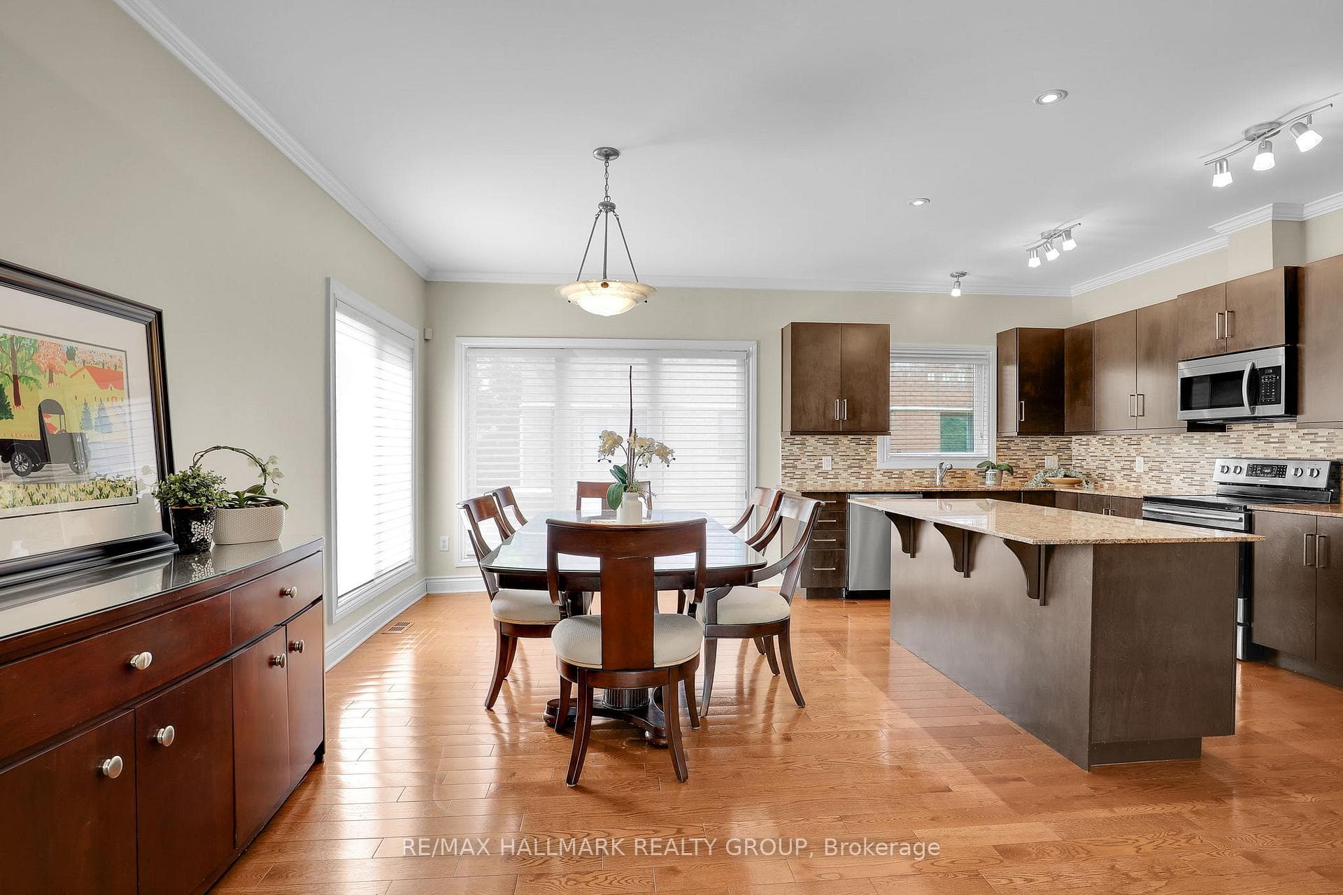 3356 CARLING Avenue photo 14