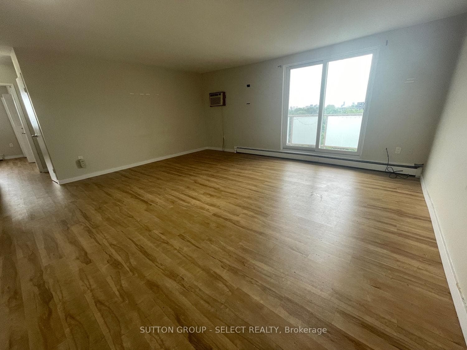 583 Mornington Avenue Unit 702 photo 4