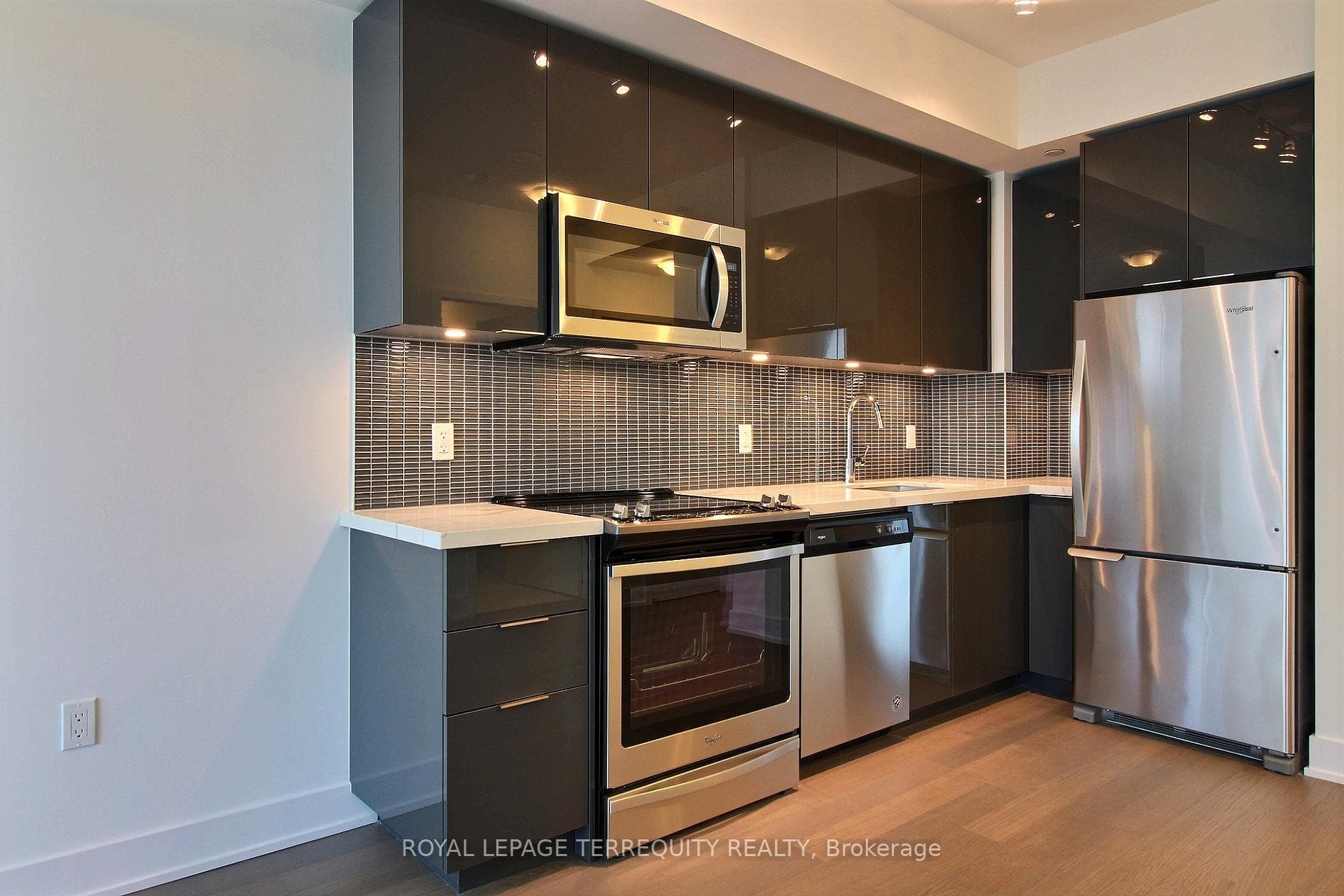 30 Shore Breeze Drive Unit 3015 photo 7