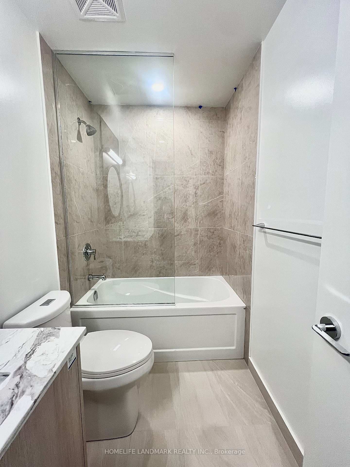 771 Yonge Street Unit 311 photo 11