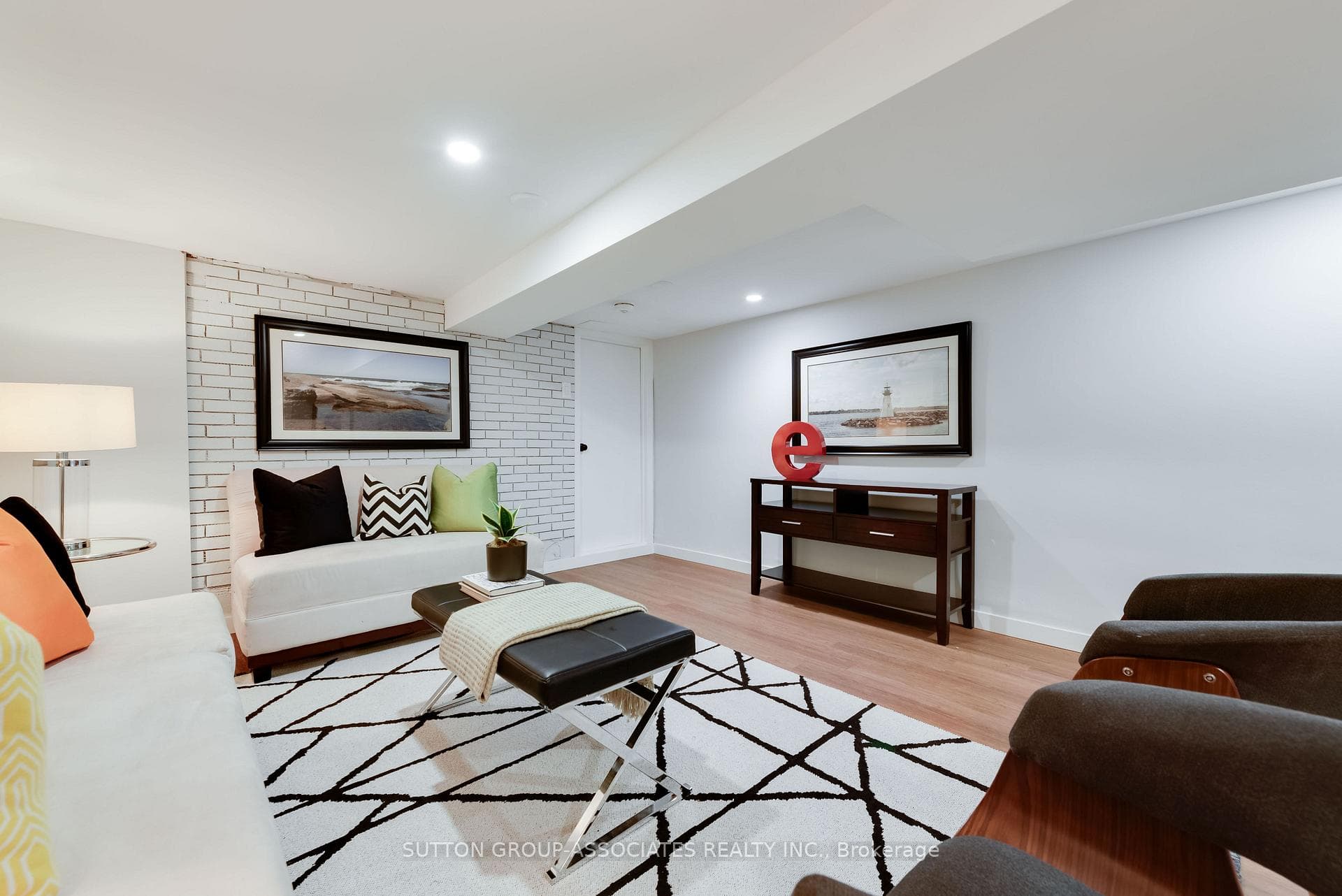 281 Arlington Avenue photo 30