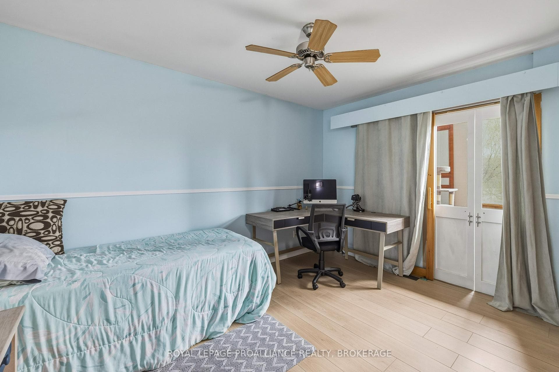 706 Spithead Road photo 14