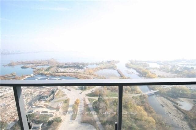 2200 Lake Shore Boulevard Unit 3310 photo 9